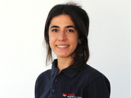 Dr. Caroline Molavi